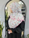 روسری سوپر نخ گلدار قواره ۱۲۰ دخترانه کد ۱۰۰۹