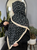 روسری پلیسه برشکا گلدار قواره ۱۳۰ کد ۱۰۱۱