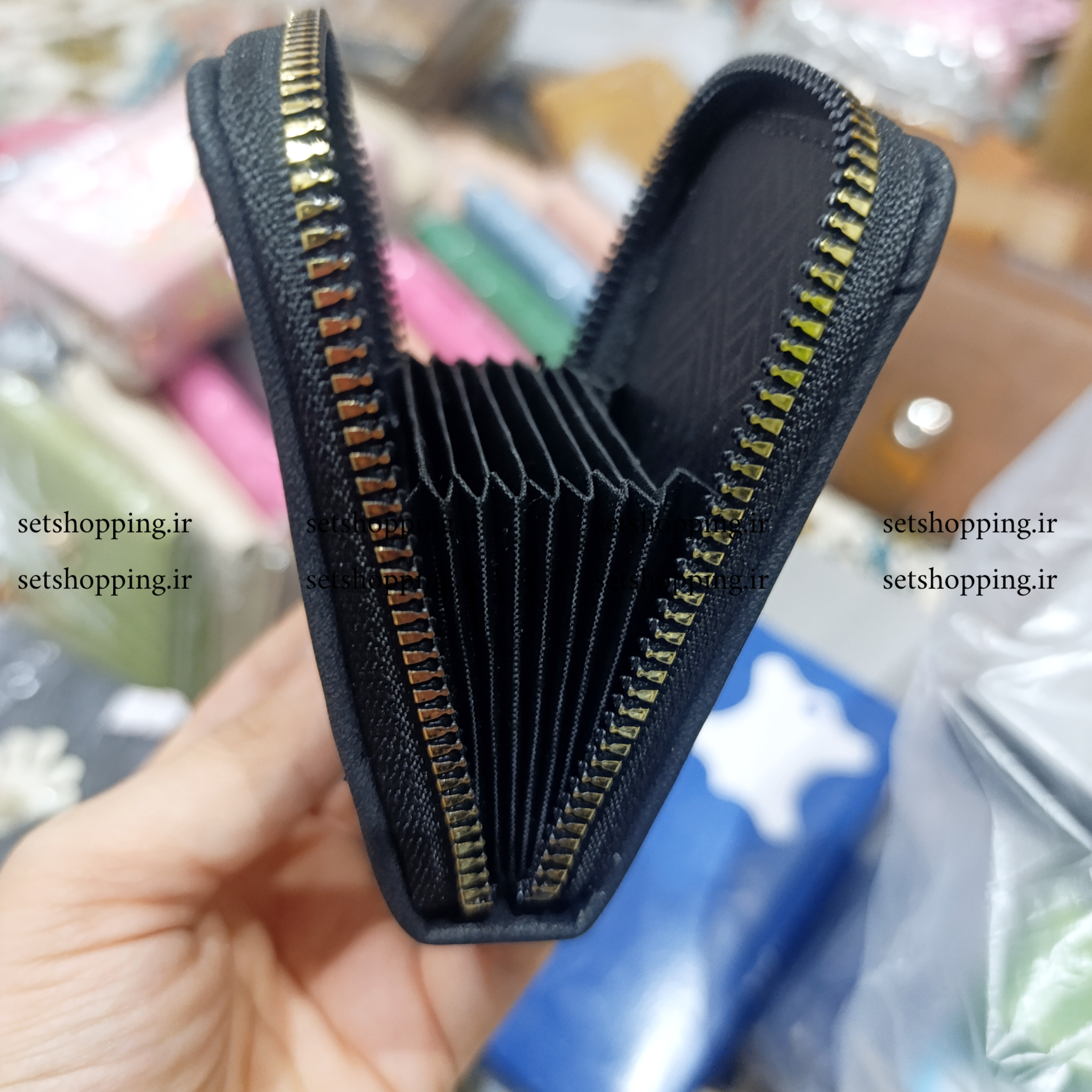 کیف جاکارتی ایستاده طرح کرومی جنس ابری کد ۱۵۱