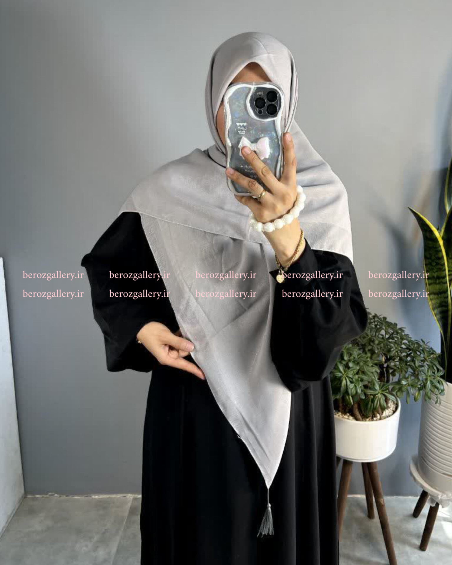 روسری نخی دنیز لمه دار قواره ۱۳۵ کد ۱۰۱۸