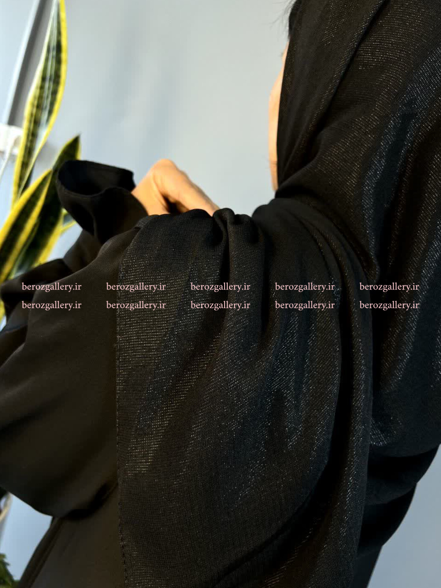 روسری نخی دنیز لمه دار قواره ۱۳۵ کد ۱۰۱۸