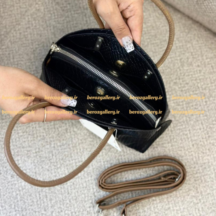 کیف زنانه نیم دایره مارک بنو benu طرح خط کد ۱۵۷